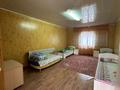 1 бөлме · 60 м² · 2 қабат, Кенесары 58/1, бағасы: 15 000 ₸ в Бурабае — фото 7