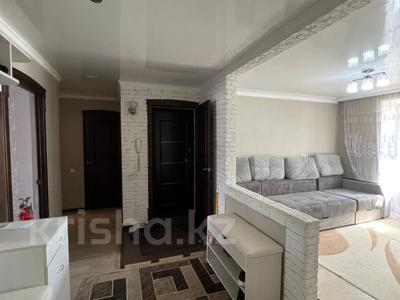 4-комнатная квартира · 82 м² · 2/5 этаж, мкр 8, Абулхайыр хана за 24.6 млн ₸ в Актобе