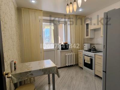 2-бөлмелі пәтер, 54 м², 5/5 қабат, мкр Астана 6, бағасы: 21 млн 〒 в Уральске, мкр Астана