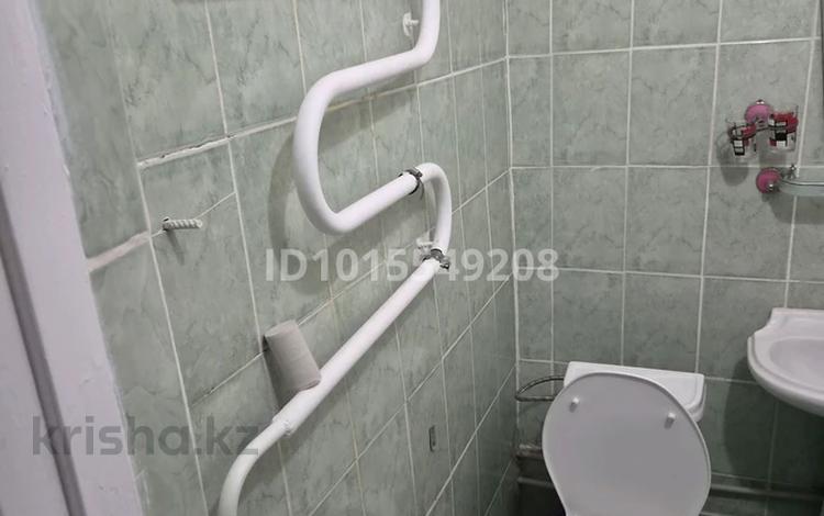 1-бөлмелі пәтер · 35 м² · 1/3 қабат, Островского 16, бағасы: 6 млн ₸ в Усть-Каменогорске — фото 2