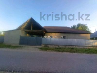 Жеке үй · 6 бөлме · 161 м² · 13.5 жүзд., Балықты, Түлкібас ауданы,Балыкты ауылы,Б.Нұрматов көшесі 156 — Магазин,садик, тойхана,мектеп,мешіт, остановкаға жақын орналасқан, бағасы: 20 млн ₸ в Туркестанской обл.