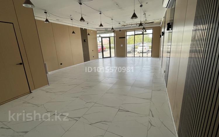 Еркін, кеңселер, кабинеттер және жұмыс орындары · 80 м², бағасы: 600 000 ₸ в Шымкенте, Туран р-н — фото 2