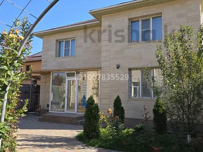 Отдельный дом · 3 комнаты · 75 м², Латифа Хамиди за 500 000 〒 в Алматы, Жетысуский р-н