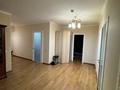 3-бөлмелі пәтер · 122.8 м² · 8/10 қабат, Абая 63 — Уалиханова-Абая, бағасы: 60 млн ₸ в Астане, р-н Байконур — фото 2