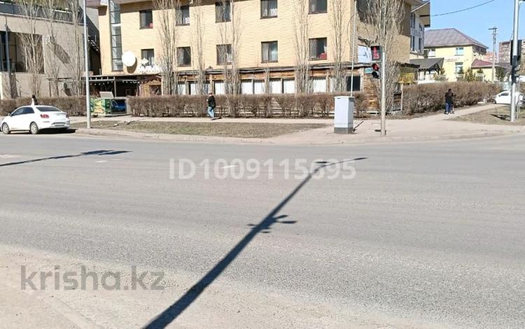 1 бөлме · 25 м² · 2/3 қабат, Караменди би — Баня люкс, бағасы: 120 000 ₸ в Астане, Сарыарка р-н — фото 7