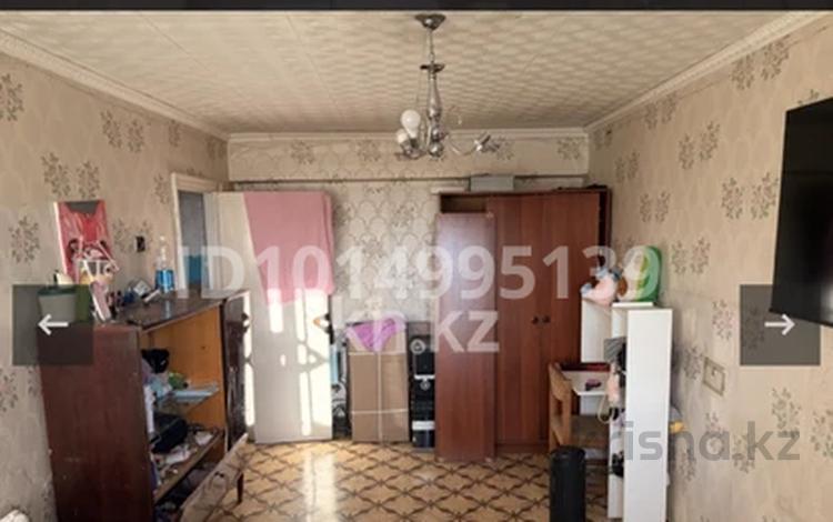 2-комнатная квартира · 47 м² · 7/9 этаж, 6й микрорайон, ермекова 62 за 13.5 млн ₸ в Караганде, Казыбек би р-н — фото 6
