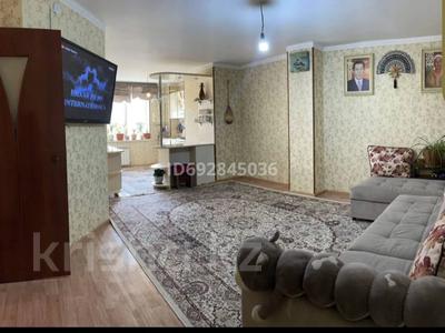 2-комнатная квартира, 56 м², 2/9 этаж, мкр Нурсат 2 56 за 23.5 млн 〒 в Шымкенте, Каратауский р-н