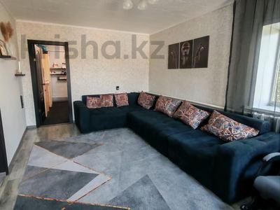 Отдельный дом · 3 комнаты · 143.8 м² · 10 сот., Станиславского — Аблакетка, остановка Конденсаторный завод за 32 млн ₸ в Усть-Каменогорске