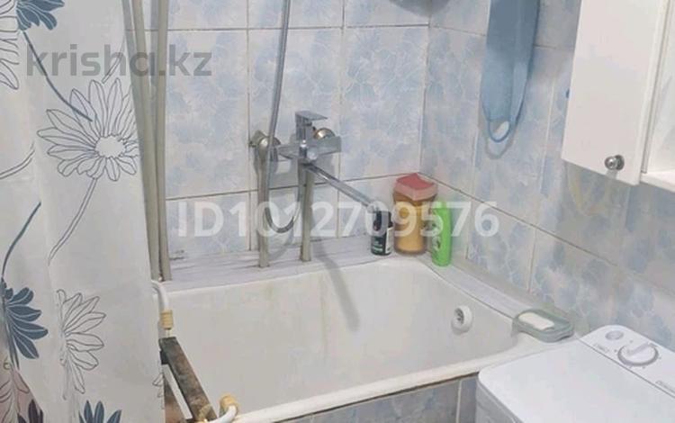 2-бөлмелі пәтер · 50 м² · 1/5 қабат, Чайковского 3 — Бектурганова 11, бағасы: 12 млн ₸ в  — фото 2