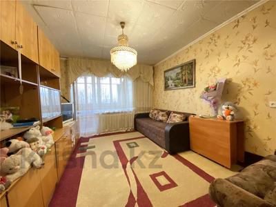 3-комнатная квартира, 56.3 м², 2/5 этаж, Пришахтинск, 22й микрорайон 36 за 15.4 млн 〒 в Караганде, Алихана Бокейханова р-н
