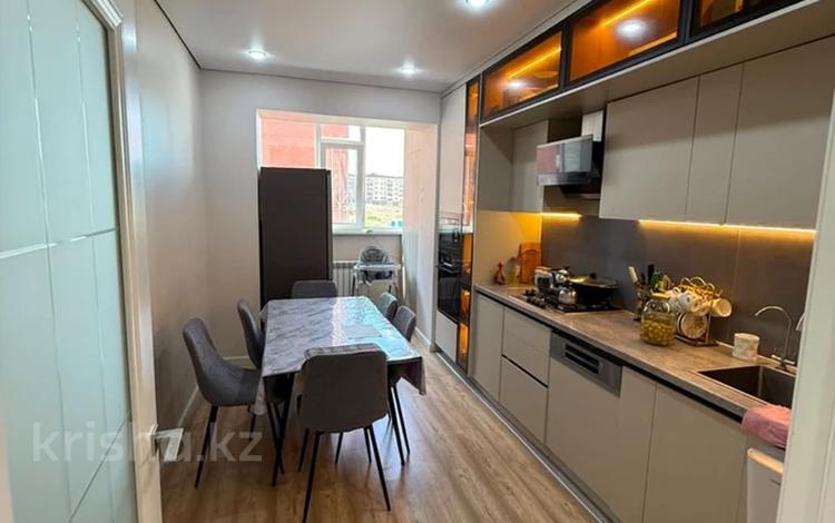 2-комнатная квартира · 60 м² · 4/5 этаж, мкр. Алтын орда 17г к1 — Мустафа Шокай за 24.9 млн ₸ в Актобе — фото 2