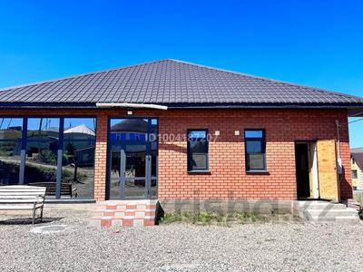Отдельный дом · 4 комнаты · 150 м² · 10 сот., Жерұйық 24 за 79 млн 〒 в Усть-Каменогорске, Ульбинский