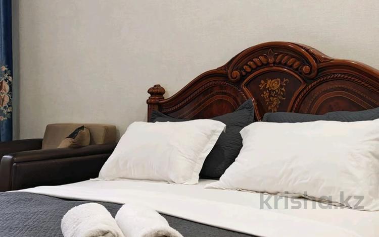 1-бөлмелі пәтер · 45 м² · 8/18 қабат, Санжара Асфендиярова 8, бағасы: 14 000 ₸ в Астане, Нура р-н — фото 2