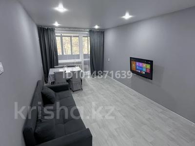 2-бөлмелі пәтер · 45 м² · 2/5 қабат, 28-шағынаудан 25, бағасы: 230 000 ₸ в Караганде, Казыбек би р-н