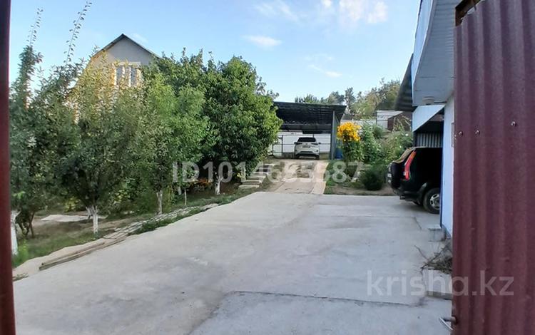 Отдельный дом · 4 комнаты · 130 м² · 8 сот., Приозерная 20,22 — Умтылскии округ, 19км, дача Приозерный уч.20,22 за 45 млн ₸ в Рахат (поселок Жалпаксай)  — фото 2