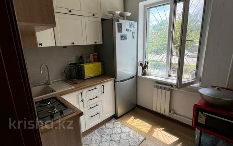 3-комнатная квартира · 60 м² · 2/5 этаж, мкр Сайран за 38 млн ₸ в Алматы, Ауэзовский р-н — фото 14
