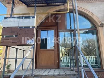 Свободное назначение, офисы, магазины и бутики, склады, общепит, салоны красоты, медцентры и аптеки, образование, развлечения, кабинеты и рабочие места · 50 м² за 150 000 ₸ в Есик