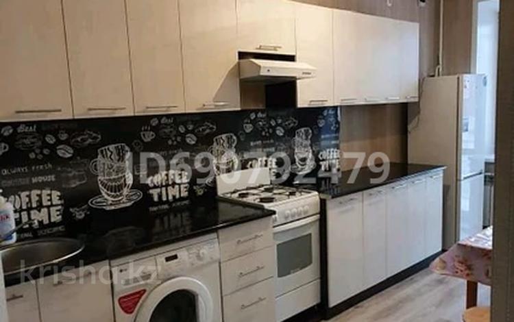 2-бөлмелі пәтер · 54 м² · 4/5 қабат, Юбилейный 22 — Костанай-Плаза, бағасы: 230 000 ₸ — фото 2