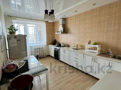 4-комнатная квартира, 134.5 м², 6/9 этаж, мкр. Алтын орда 20д за 41.5 млн 〒 в Актобе, мкр. Алтын орда