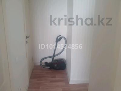 2-комнатная квартира · 60 м², Набережная 82 — кунаева за 19 млн ₸ в Актобе, мкр. Курмыш