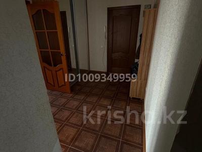 2-комнатная квартира · 55 м² · 2/5 этаж, мкр Центральный — Остановка Центральный за 160 000 〒 в Атырау