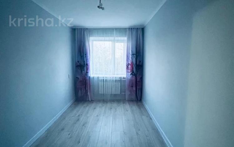 2-бөлмелі пәтер, 45 м², 4/5 қабат, 2 микрорайон 1, бағасы: 11.8 млн 〒 в Таразе — фото 8