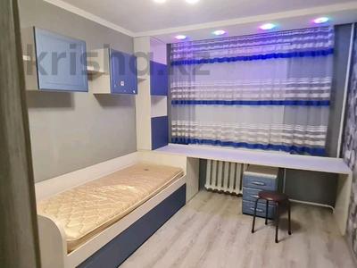 2-комнатная квартира, 50 м², 1/9 этаж помесячно, Абылай хана 25/2 — ТЦ Гулжан за 210 000 〒 в Астане