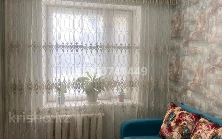 3-комнатная квартира · 70 м² · 2/5 этаж, 8мкрн 11 — Фиркан, Корзина, Сульпак за 23.5 млн ₸ в Таразе — фото 2
