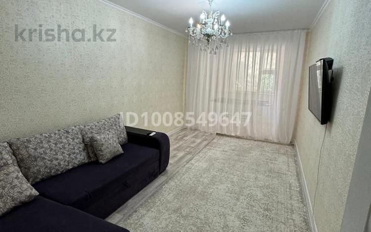 3-комнатная квартира · 70 м² · 1/5 этаж, 12-й мкр 19 за 23.5 млн 〒 в Актау — фото 2