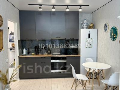 2-бөлмелі пәтер · 47 м² · 8/12 қабат, Нажмиденова 15, бағасы: 32 млн ₸ в Астане, Сарайшык р-н