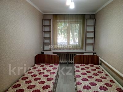 2-бөлмелі пәтер · 43 м² · 1/5 қабат, Акбулак ш/а. — Рядом 36 школа, парк победы, несколько садиков, базарчик, остановка об, бағасы: 120 000 ₸ в Таразе, мкр Акбулак