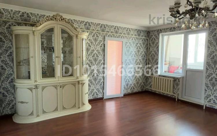 4-комнатная квартира · 100 м² · 2/2 этаж, Рысбек батыр 86 — ЖД вокзал за 12 млн ₸ в Бауыржан Момышулы — фото 2