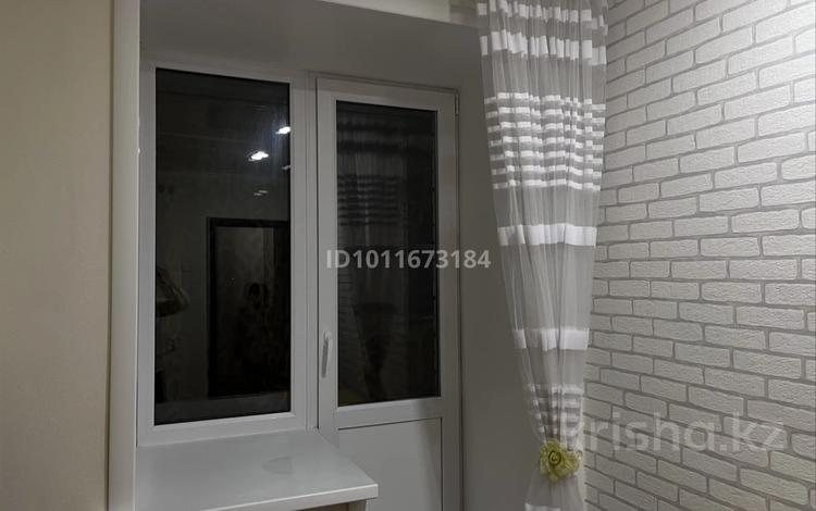 2-бөлмелі пәтер · 49 м² · 4/9 қабат, МКР 24, бағасы: 9 млн ₸ в Саумалколе — фото 2