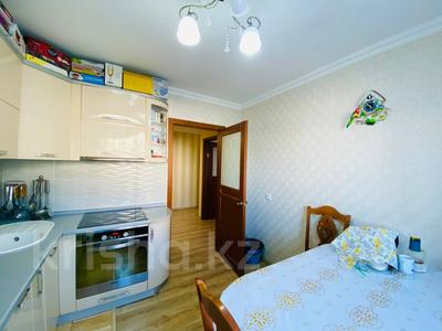 3-бөлмелі пәтер · 75 м² · 4/9 қабат, Азербаева 4, бағасы: 32.5 млн ₸ в Астане, Сарайшык р-н