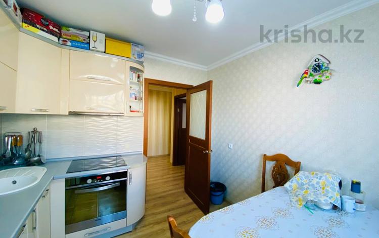 3-бөлмелі пәтер · 75 м² · 4/9 қабат, Азербаева 4, бағасы: 32.5 млн ₸ в Астане, Сарайшык р-н — фото 3