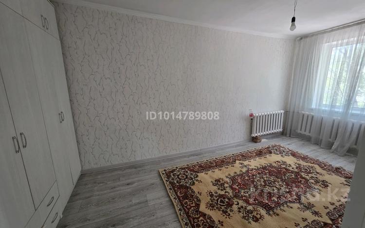 2-бөлмелі пәтер · 46 м² · 5/5 қабат, Самал ш/а. 12, бағасы: 80 000 ₸ в Таразе, мкр Самал — фото 2