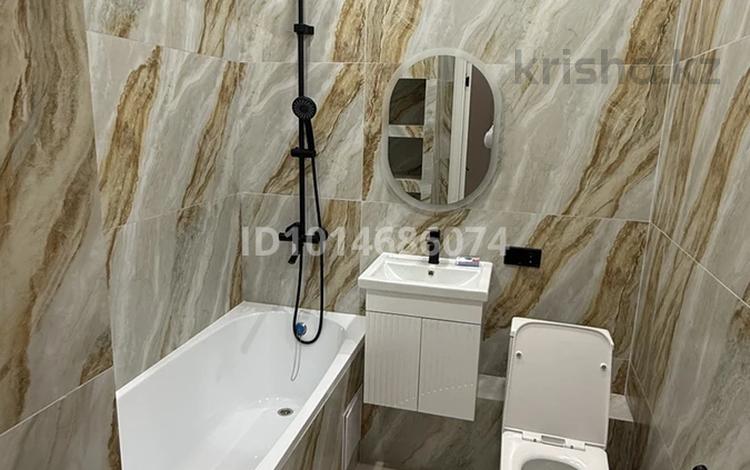 1-комнатная квартира · 45 м² · 7/7 этаж, мкр Томирис, Рыскулова 103д 5 за 280 000 ₸ в Алматы, Алатауский р-н — фото 2