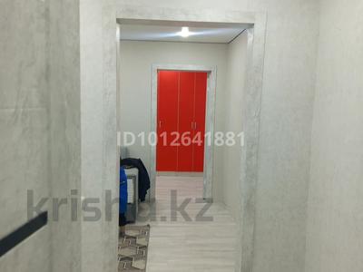 2-бөлмелі пәтер · 44 м² · 1/5 қабат, Байтурсынова 2 — Аян пассаж. баня Жетысу, бағасы: 13 000 ₸ в Темиртау