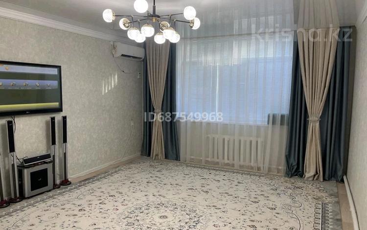 4-бөлмелі пәтер, 90 м², 1/2 қабат, Мкр.Геолог, улица - Ануарбек Аккулов 54 — Конечный Геолог, рядом школа, много частных садиков, бағасы: 17 млн 〒 в Атырау — фото 2