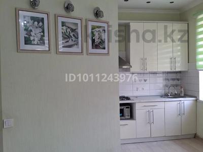2-бөлмелі пәтер · 55 м² · 2/5 қабат, Аскарова 9 — Аскарова угол проспект Республики, бағасы: 30 млн ₸ в Шымкенте, Аль-Фарабийский р-н