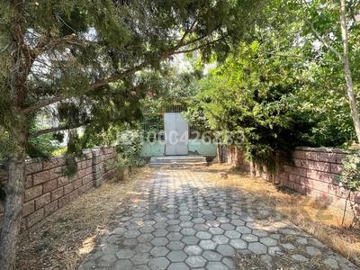 Свободное назначение, офисы, медцентры и аптеки · 100 м² за 400 000 〒 в Шымкенте, Аль-Фарабийский р-н