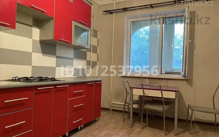 1-бөлмелі пәтер · 34 м² · 3/5 қабат, мкр Аксай-3, бағасы: 27 млн ₸ в Алматы, Ауэзовский р-н — фото 2