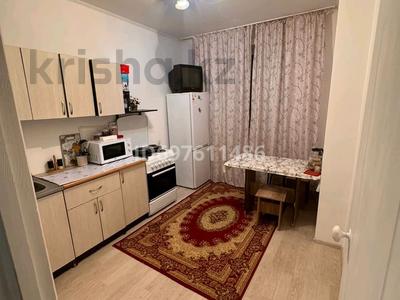 1-бөлмелі пәтер · 28 м² · 2/5 қабат, ЖМ Лесная поляна 4 — Таза әрі жылы, аялдамаға жақын. Мектеп, балабақша дүкендер т. б, бағасы: 120 000 〒 в Косшы