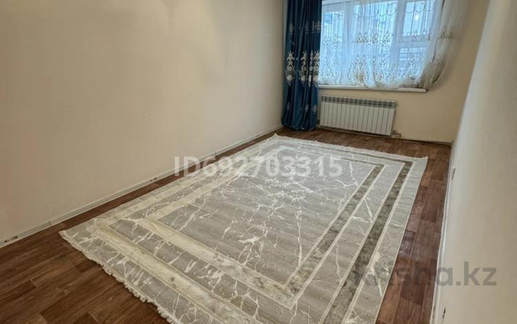 2-комнатная квартира, 50 м², 1/5 этаж, 32Б мкр 16/2 — Напротив ЖК Аманат