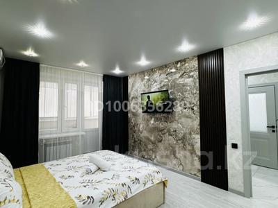 1-комнатная квартира · 47 м² · 2/5 этаж, мкр. Зачаганск пгт, Мурата Монкеулы 79 — Возле Алтындар, Спортивный комплекс ЖЕКПЕ-Жек, ЗКАТУ им. Жангирхана . за 15 000 ₸ в Уральске