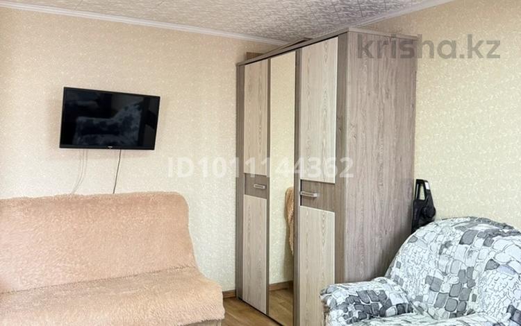 1-комнатная квартира · 36 м², Назарбаева 3 за 2 000 〒 в Усть-Каменогорске — фото 2