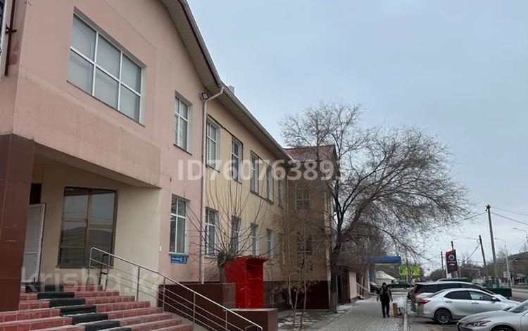 Магазины и бутики · 1615.6 м² за 3.2 млн 〒 в  — фото 2