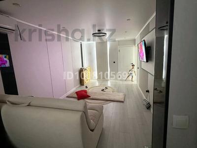 3-комнатная квартира · 67 м² · 1/5 этаж, мкр Восток за 250 000 〒 в Шымкенте, Аль-Фарабийский р-н