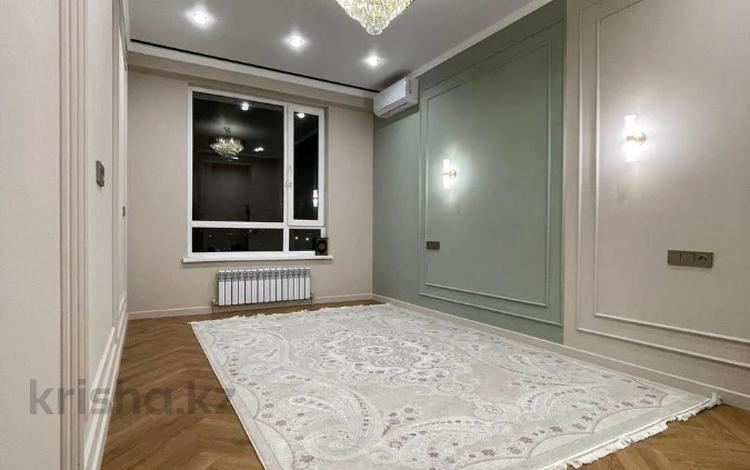 3-бөлмелі пәтер · 85 м² · 4/12 қабат, Қалқаман-1 ш/а., Ашимова 1/5Б, бағасы: 65 млн ₸ в Алматы, Наурызбайский р-н — фото 2