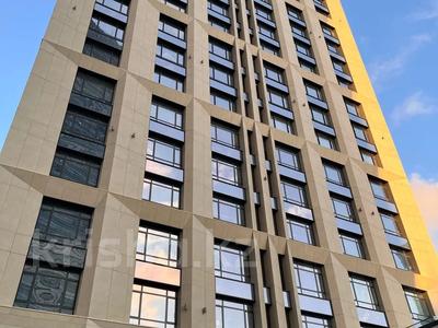 3-комнатная квартира · 175 м² · 13/18 этаж, Динмухамеда Кунаева 8а за 215 млн 〒 в Астане, Есильский р-н